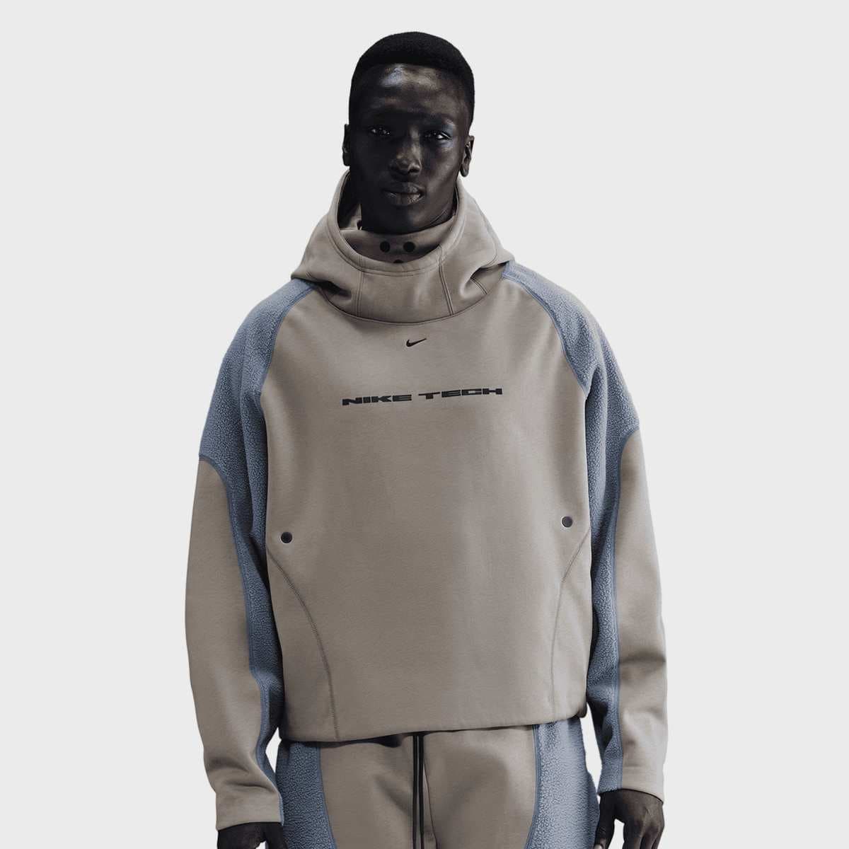 Tech Boreas Oversized Hoodie