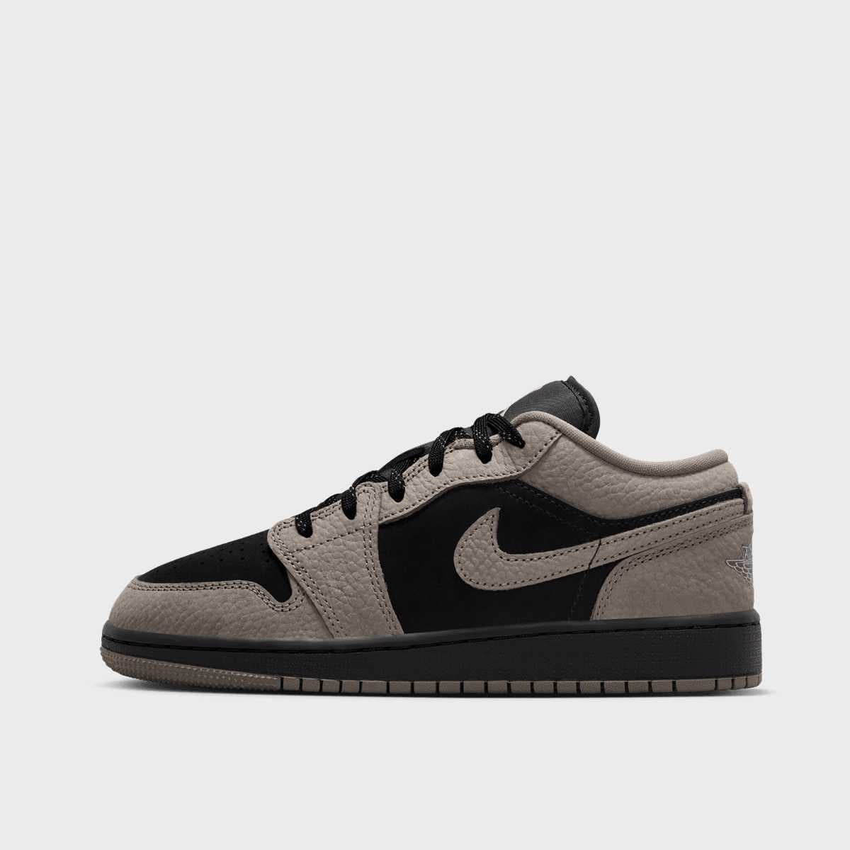 Jordan 1 Low SE (GS)