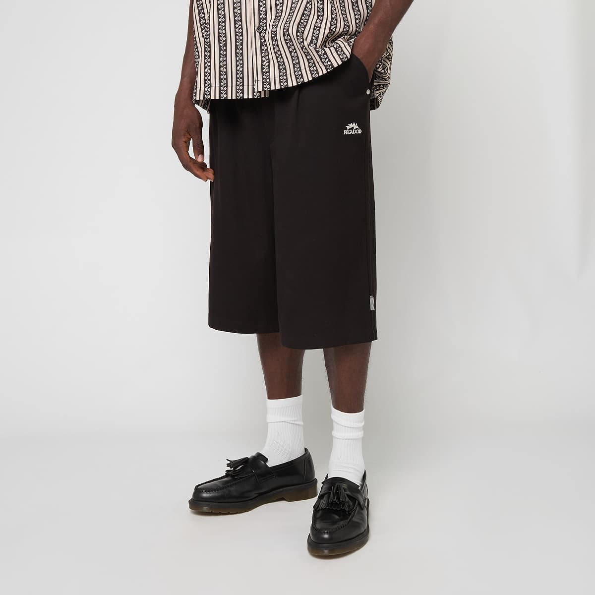 Castelnou Overknee Smart Shorts