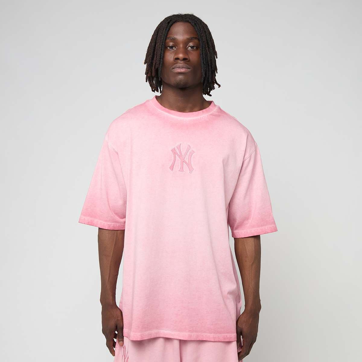 MLB Washed Logo Tee