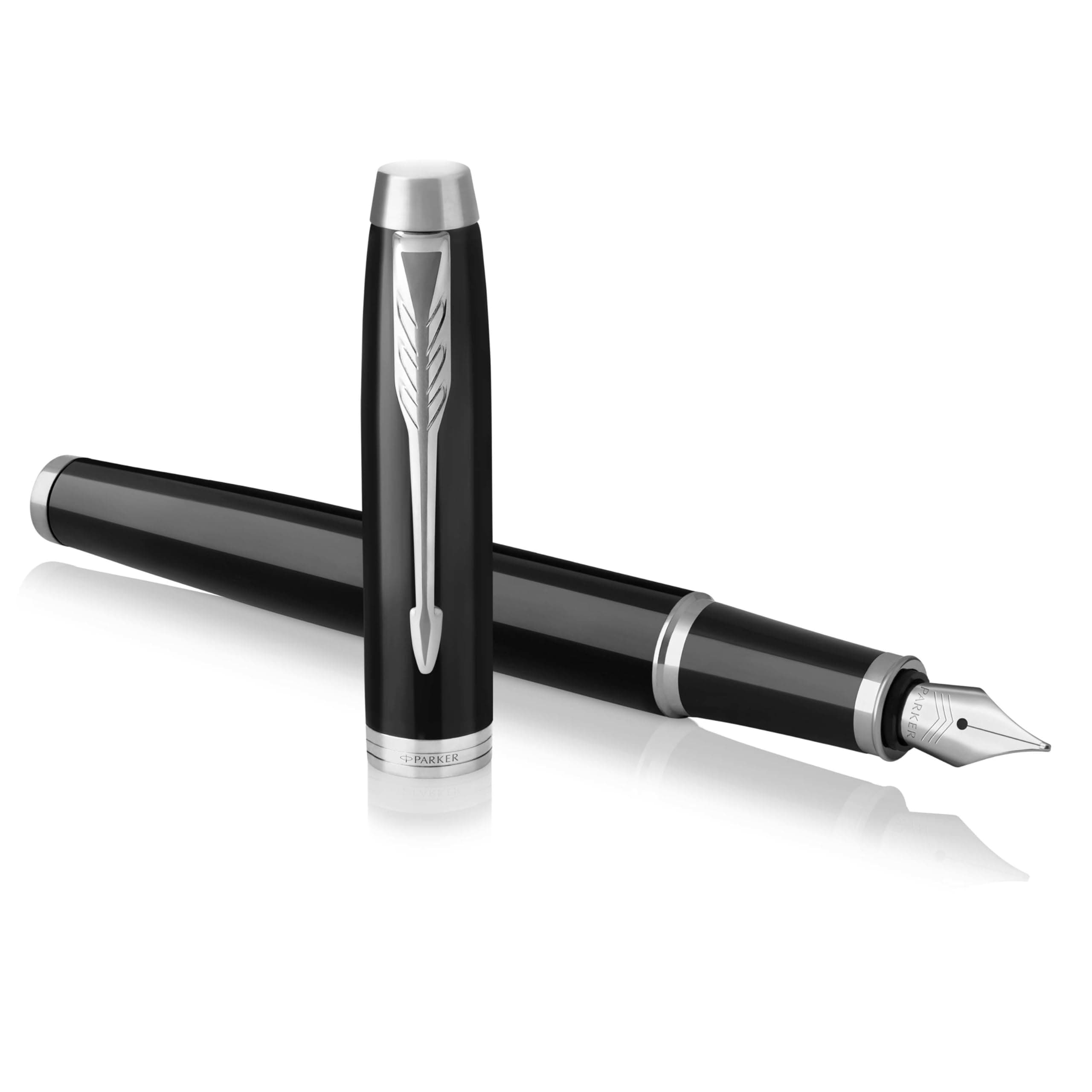 Parker IM stylo plume | laque noire avec attributs chromés | pointe moyenne | coffret cadeau