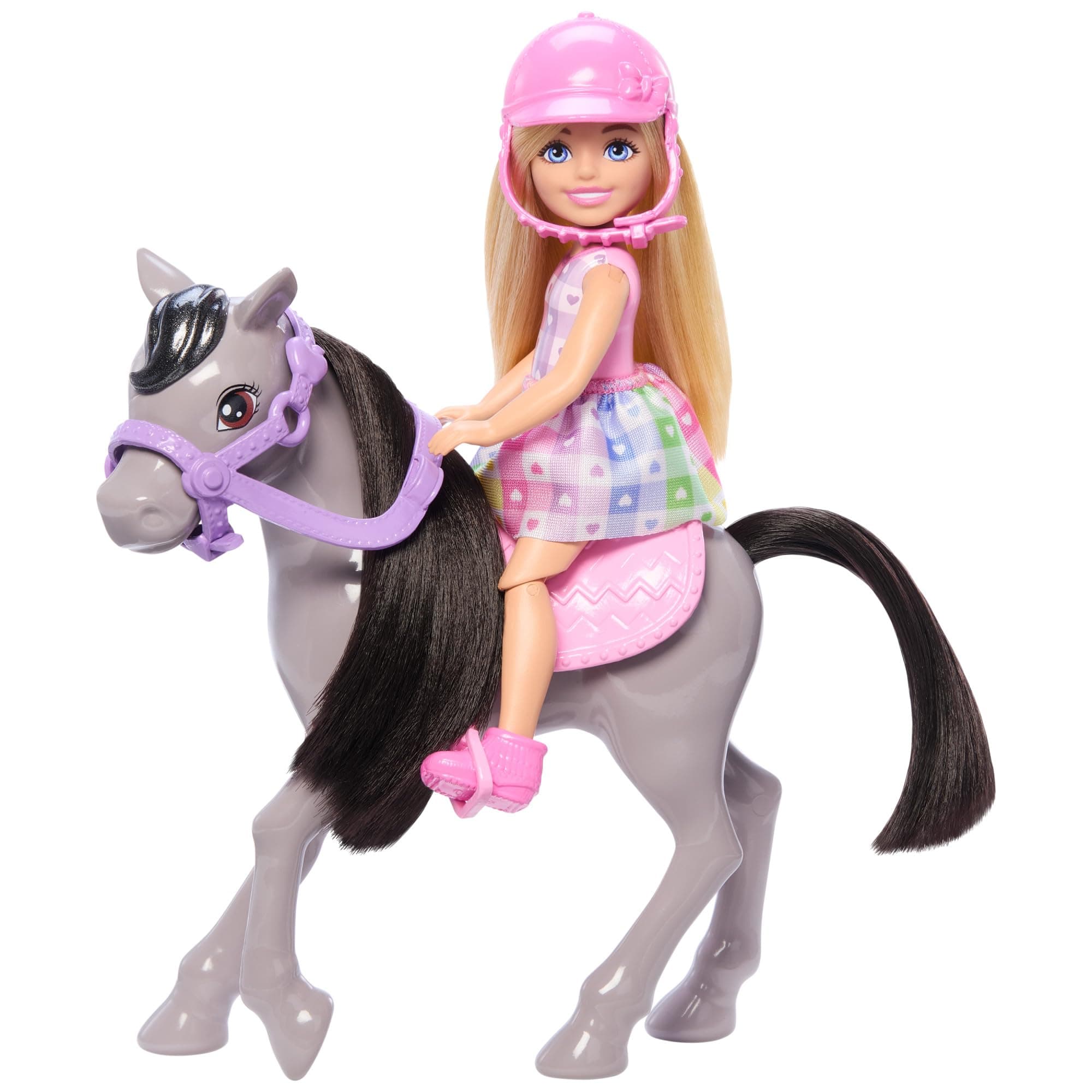 Barbie Chelsea und Pony Puppe und Pony - Aufsatteln zur Spielzeit für sicheres Sitzen auf dem Pferd, rosa Sattel und Steigbügeln, inklusive Helm und süßem Karo-Kleid, für Kinder ab 3 Jahren, HTK29