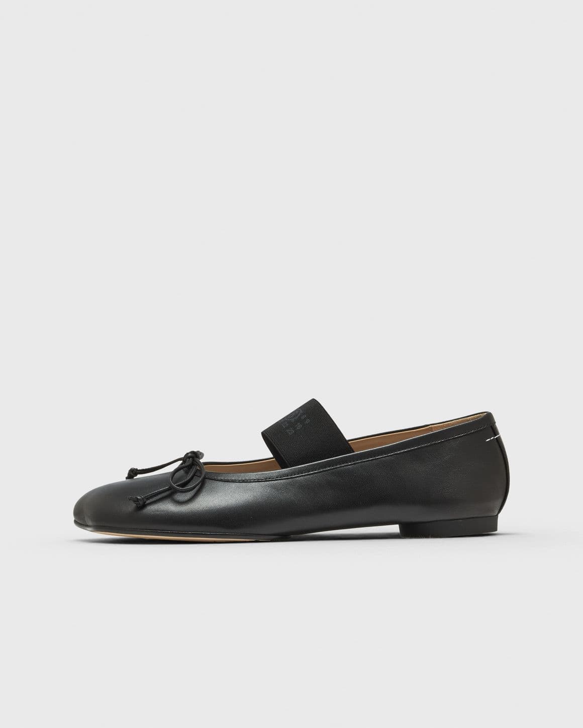 BALLET SHOE