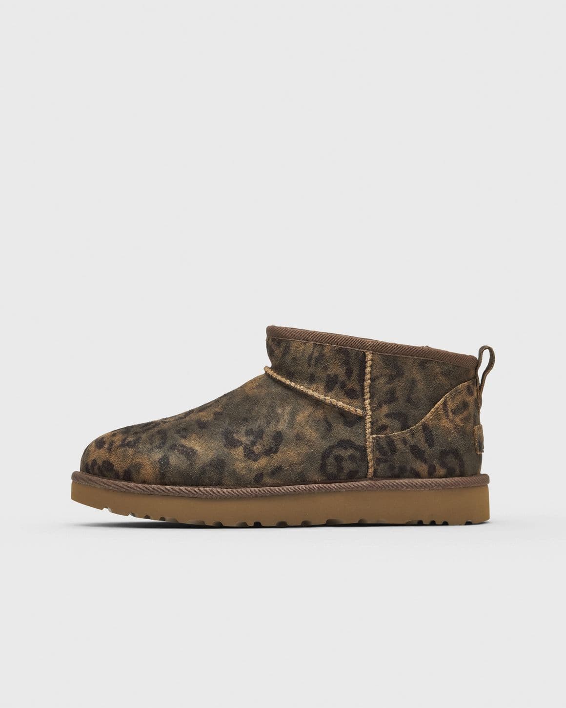 WMNS CLASSIC ULTRA MINI SPOTTED